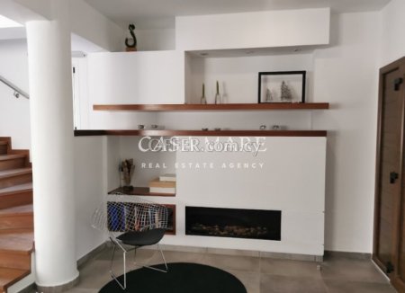 Semi-detached 5 bedroom house in Strovolos