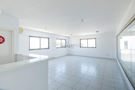 Office for Sale in Oroklini, Larnaca - 10