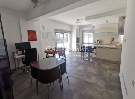 For Sale: Beautiful 4-Bedroom House with Attic in Kallithea - 6