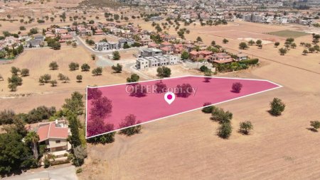 Residential field in Kato Polemidia Limassol