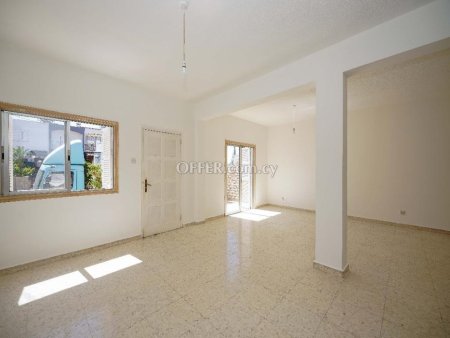 House (Semi detached) in Strovolos, Nicosia for Sale