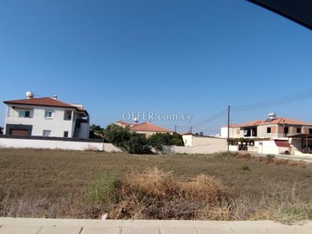 Building Plot 755 sm in Pervolia, Larnaca - 2
