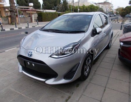 2020 Toyota AQUA 1.5L Hybrid Automatic Hatchback