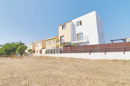 3 bedroom house in Anavargos for sale