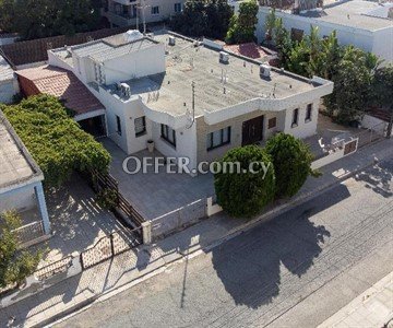 4 Bedroom Detached Ground Floor House  In Kaimakli, Nicosia - 2