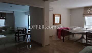 4 Bedroom House  In Aglatzia Platy Area, Nicosia - 2