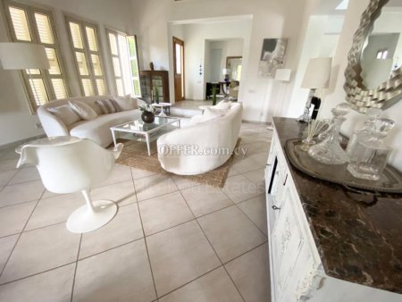 Fully Furnished Four bedroom Villa with swimming pool in Latsia - 2