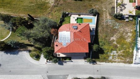 New For Sale €800,000 House (1 level bungalow) 5 bedrooms, Latsia (Lakkia) Nicosia - 2
