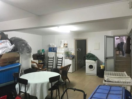 Six bedroom vila for sale in Kalogirous area - 6