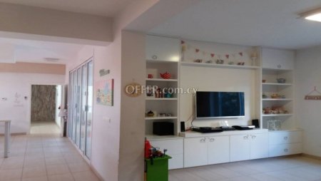 New For Sale €850,000 House 5 bedrooms, Detached Strovolos Nicosia - 5