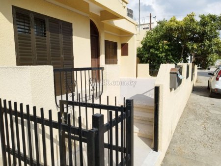 One level re sale 3 bedroom house in Drosia Larnaka