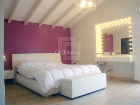 Luxury 3 plus 1 bedrooms re sale villa in the Petrou Pavlou area Limassol - 5