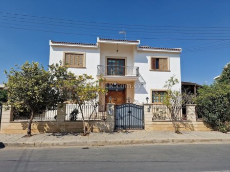 4 Bed House for Sale in Oroklini, Larnaca