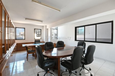 Office for Sale in City Center, Larnaca - 9