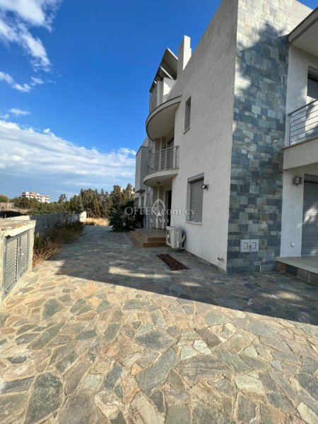 THREE BEDROOM DETACHED HOUSE IN PARREKLISSIA TOURIST AREA - 8