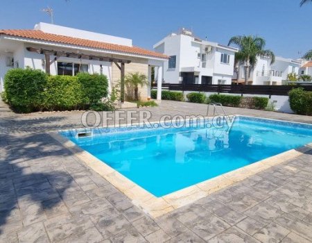 Modern bungalow with two bedrooms and a big pool