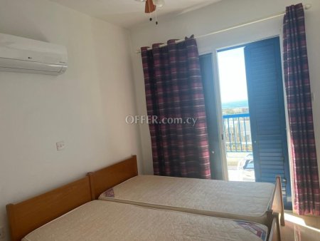 2 Bedrooms Apartment with sea views - 3