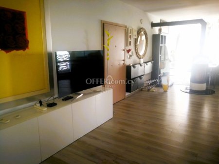 SEAFRONT 3 BEDROOM APARTMENT IN AG. TYCHONAS - 2