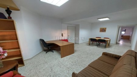 New For Sale €215,000 Apartment 4 bedrooms, Larnaka (Center), Larnaca Larnaca - 10