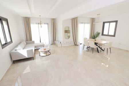 3 bed villa in peyia - 10