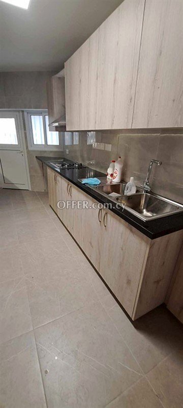  Fully renovated 3 bedroom ground floor flat, Neapoli, Limassol - 4