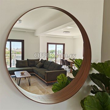 /  3 Bedroom Penthouse In Agios Sylas, Limassol - 3