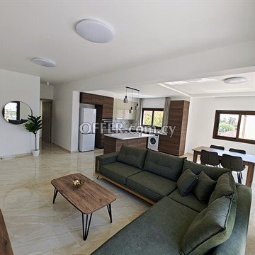 /  3 Bedroom Penthouse In Agios Sylas, Limassol - 2