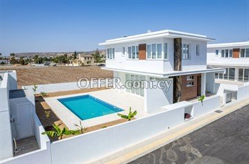 3 Bedroom Bungalow With Modern Design In Dhekelia - Larnaca