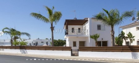 New For Sale €285,000 House (1 level bungalow) 3 bedrooms, Detached Paralimni Ammochostos - 10