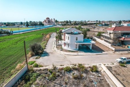 Building Plot for Sale in Dromolaxia, Larnaca - 3