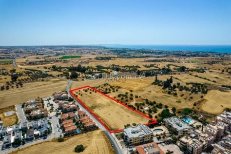 Field for Sale in Oroklini, Larnaca - 1