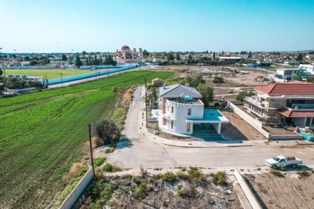 Building Plot for Sale in Dromolaxia, Larnaca - 6