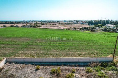 Building Plot for Sale in Dromolaxia, Larnaca - 4