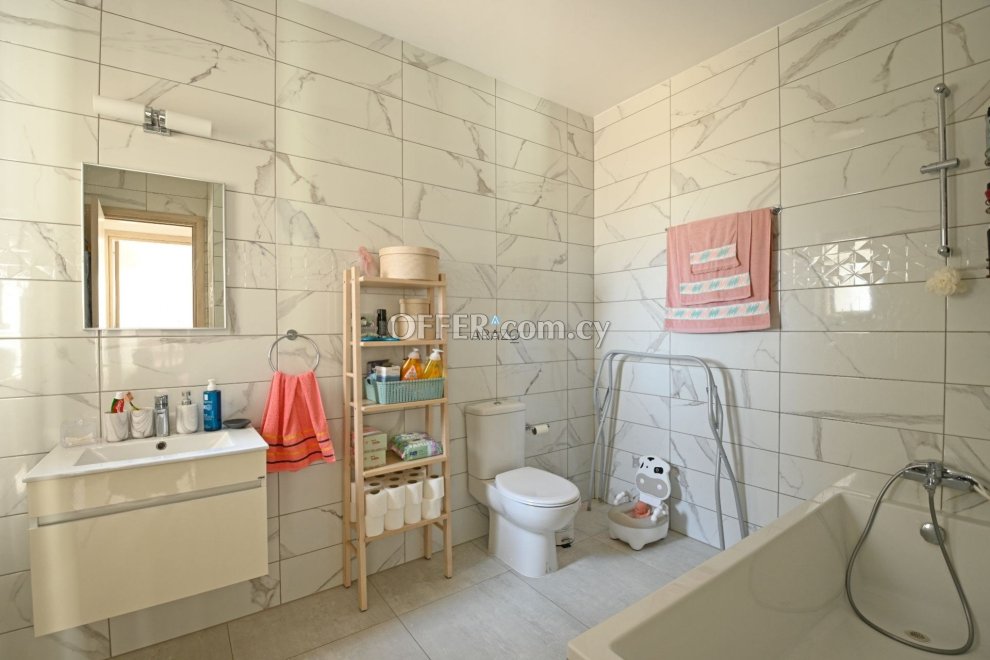 3 Bed Apartment for Sale in Paralimni, Ammochostos - 6