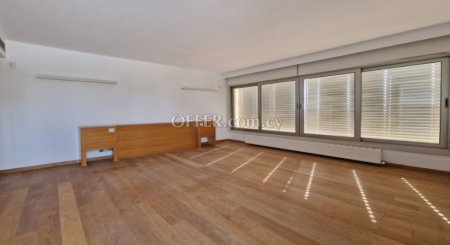 New For Sale €875,000 Villa 4 bedrooms, Detached Egkomi Nicosia - 3