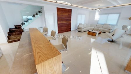 LUXARIOUS 4 bedroom villa for sale - 2