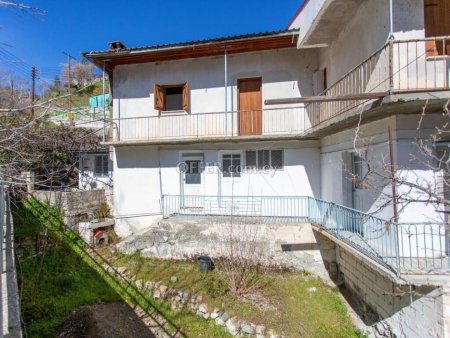 House (Detached) in Treis Elies, Limassol for Sale