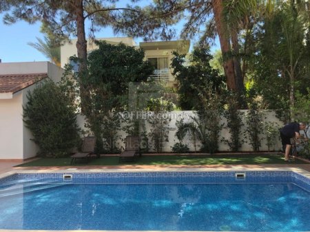 Five bedroom Villa with swimming pool for sale in Makedonitissa Engomi near Bo Concept - 9