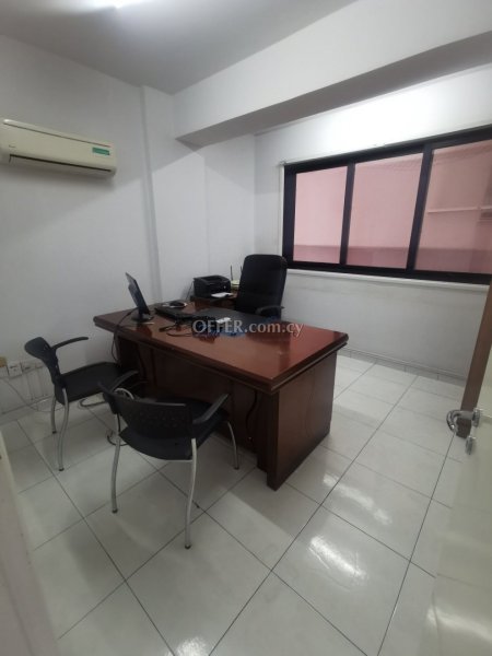 Office in the Center of Larnaca - 9