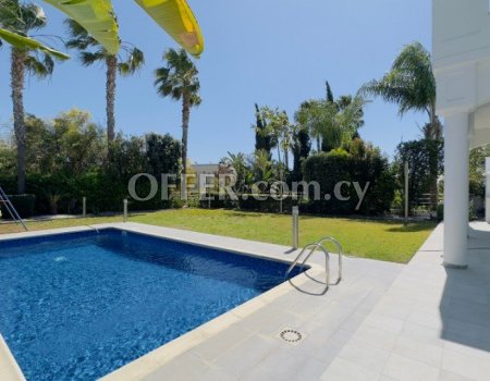 6 Bedroom villa with pool on the beach side - gated complex - 1