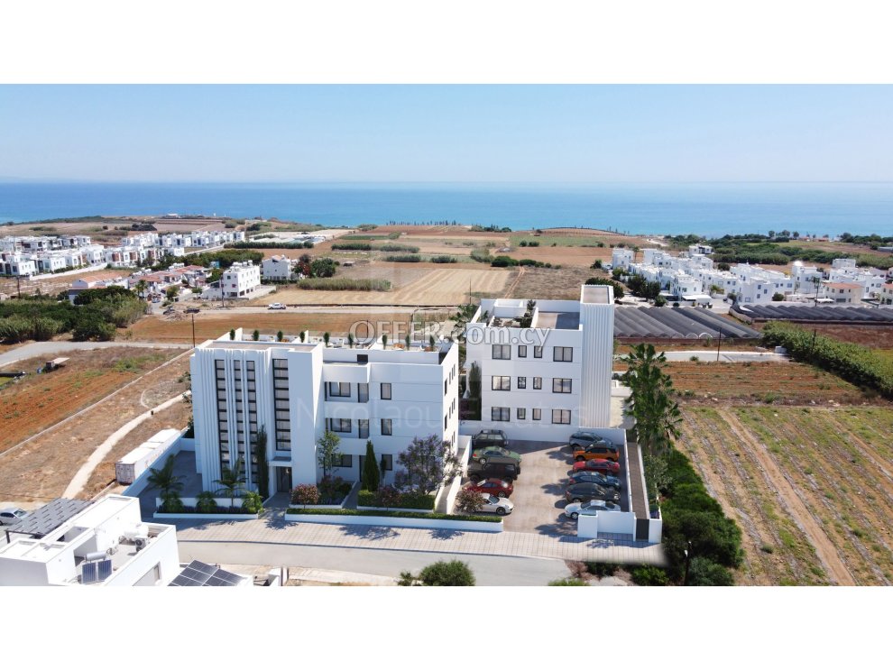 Luxurious Three Bedroom Penthouse with Roof Garden for Sale in Kapparis Ammochostos - 10