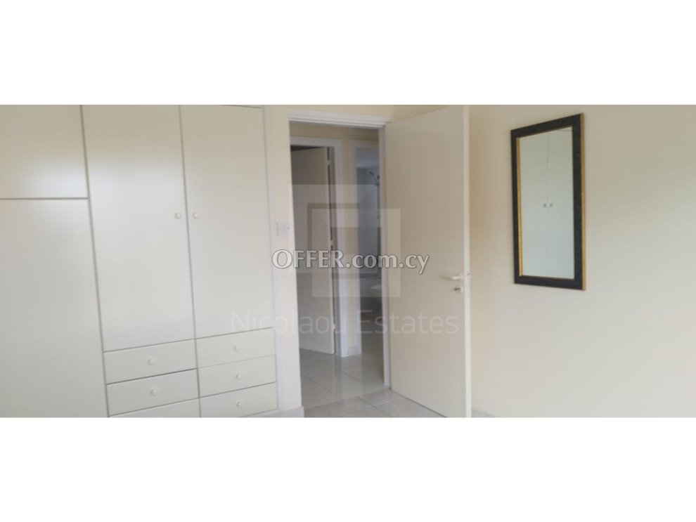 Spacious two bedroom apartment for rent in Mesa Gitonia opposite Ajax Hotel - 9