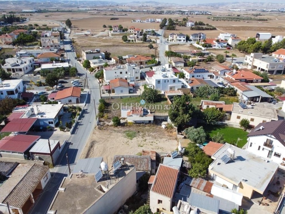 Field for Sale in Dromolaxia, Larnaca - 3