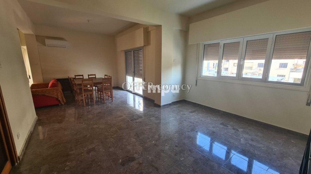 Two bedroom Very Spacious Apartment in Ag. Omologites for Rent - 8