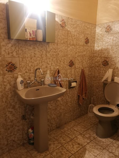 RESALE 3 BEDROOM APARTMENT IN GRIVA DIGENI STREET! - 3