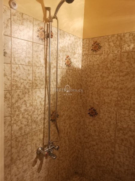 RESALE 3 BEDROOM APARTMENT IN GRIVA DIGENI STREET! - 2