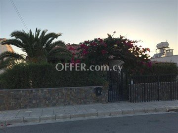 4 Bedroom House /  In Tseri, Nicosia - 1