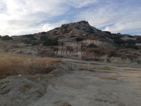 Large piece of land with excellent sea views for sale in Agios Tychonas Limassol - 7
