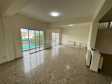 Top Whole Floor Apartment Office for Rent in Palouriotissa Nicosia - 8