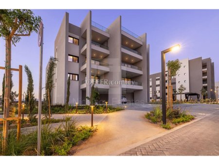 New Luxury three bedroom ground floor apartment with private garden next to the New Casino in Limassol - 7